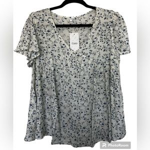 Enno Flutter Sleeve Flowy Top